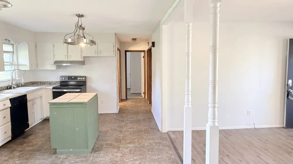 365 Stacy Rd Manchester, TN 37355