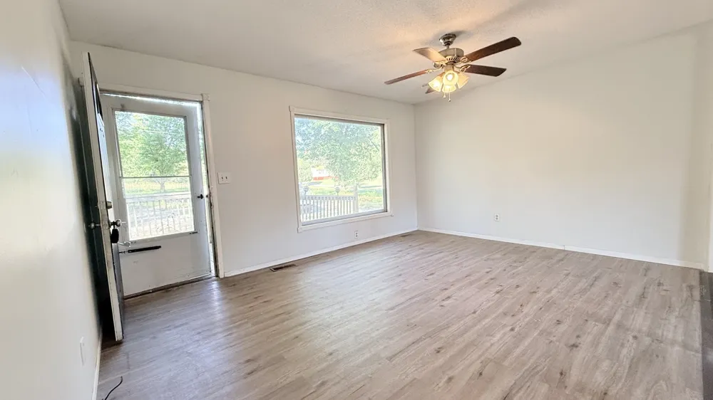 365 Stacy Rd Manchester, TN 37355