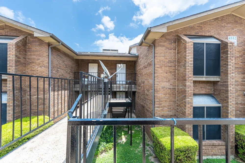 4552 Chaha Road #202 Garland, TX 75043