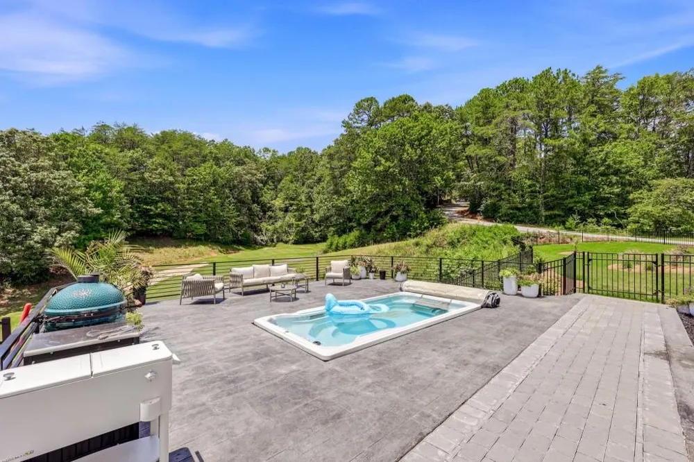 84 Schwarzwald Strasse Helen, GA 30545