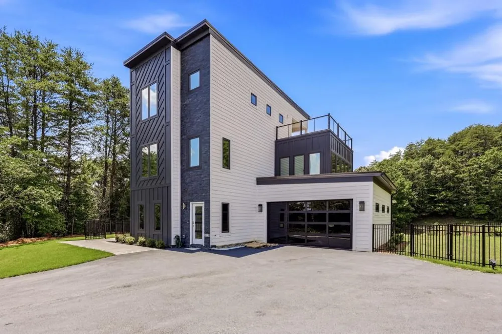 84 Schwarzwald Strasse Helen, GA 30545