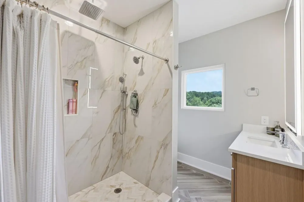 84 Schwarzwald Strasse Helen, GA 30545
