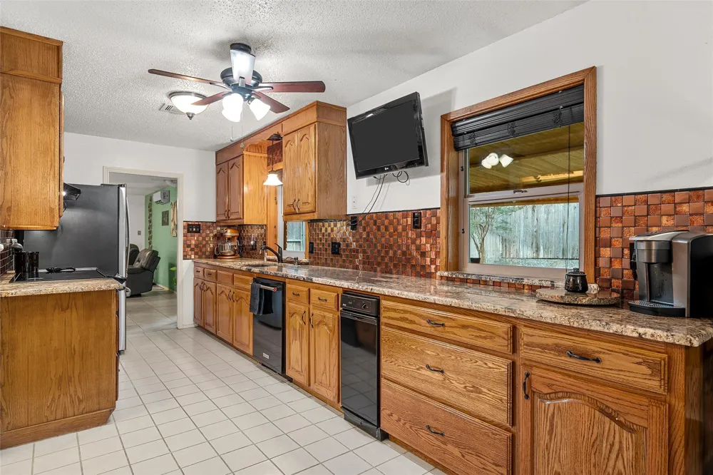 289 CR 4275 Clifton, TX 76634