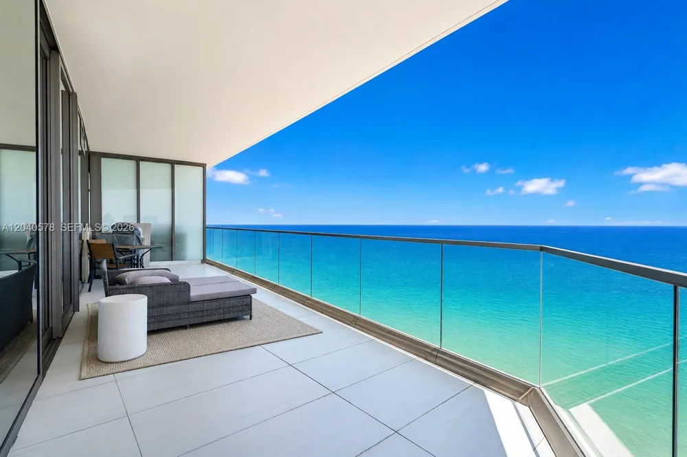18975 Collins Ave #2004 Sunny Isles Beach, FL 33160