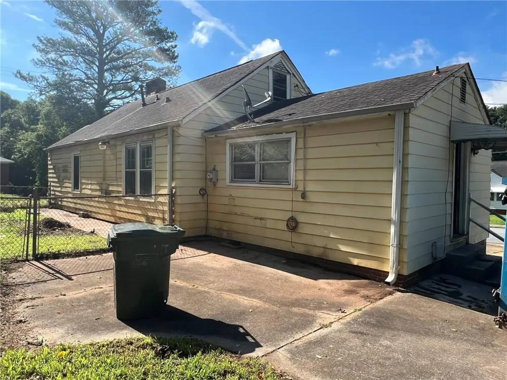 3273 N. Fulton Ave Hapeville, GA 30354