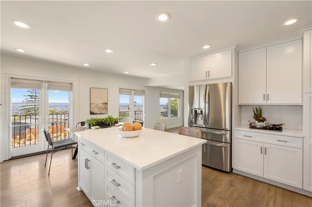 29411 Enrose Rancho Palos Verdes, CA 90275