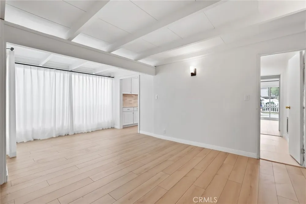 295 Wave Laguna Beach, CA 92651