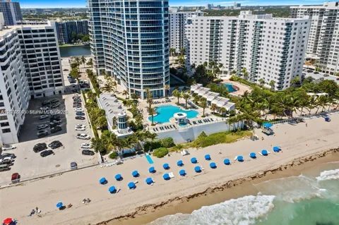 3101 S Ocean Dr #1106