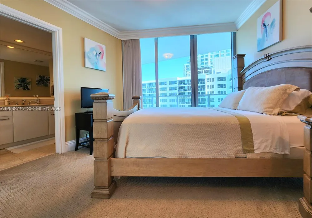 3101 S Ocean Dr #1106 Hollywood, FL 33019