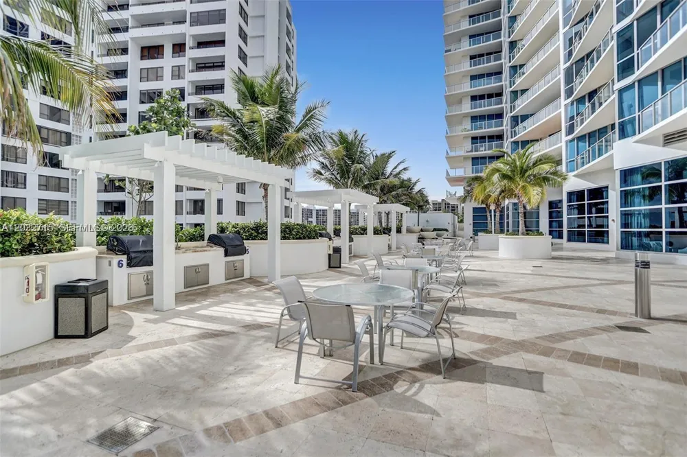 3101 S Ocean Dr #1106 Hollywood, FL 33019