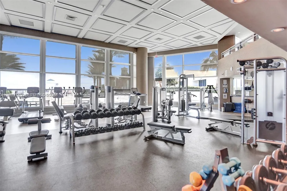 3101 S Ocean Dr #1106 Hollywood, FL 33019