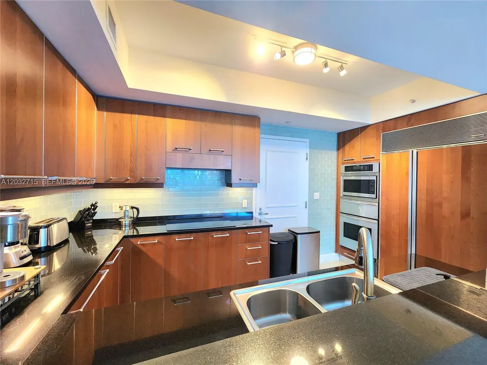 3101 S Ocean Dr #1106 Hollywood, FL 33019