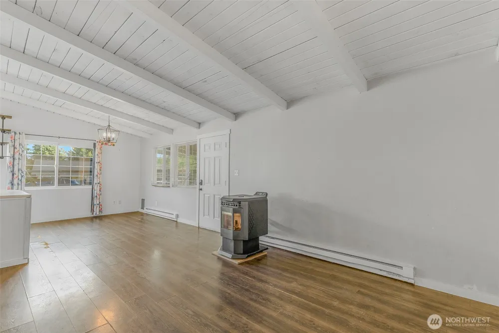 147 Mountain View Drive Longview, WA 98632
