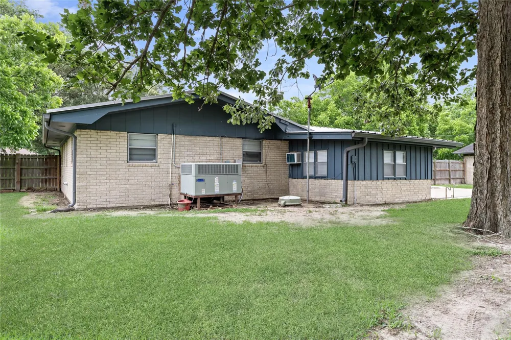 15366 Jackie Road Hamshire, TX 77622