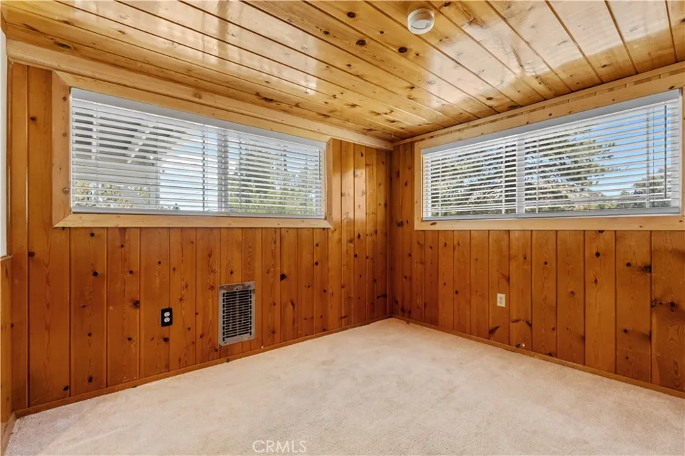 5180 Lone Pine Canyon Wrightwood, CA 92397