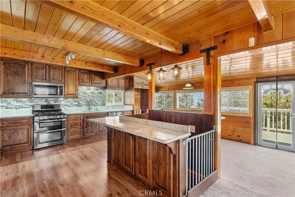 5180 Lone Pine Canyon Wrightwood, CA 92397