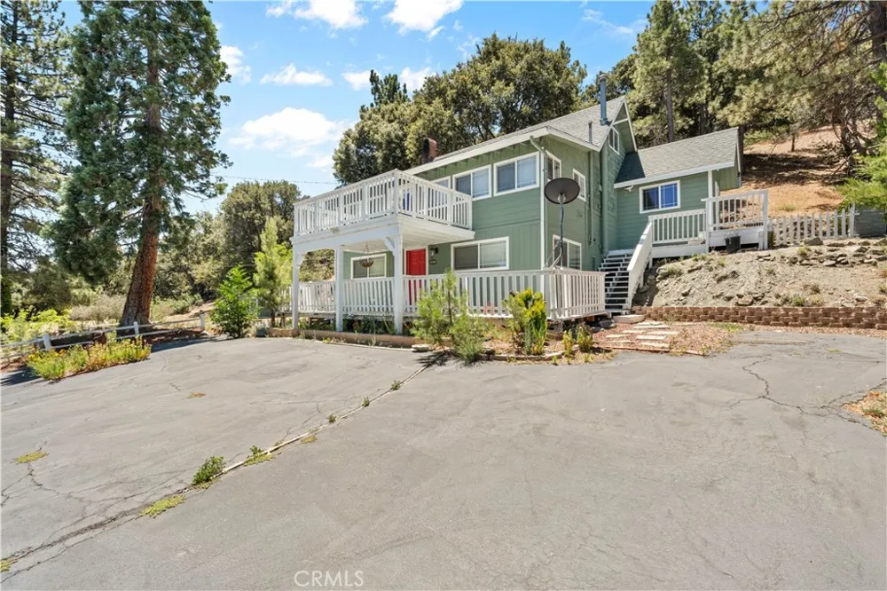 5180 Lone Pine Canyon Wrightwood, CA 92397