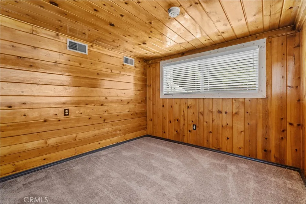 5180 Lone Pine Canyon Wrightwood, CA 92397