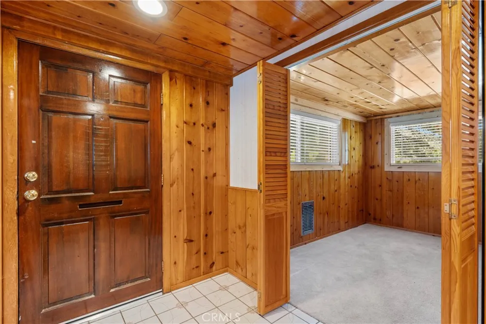 5180 Lone Pine Canyon Wrightwood, CA 92397