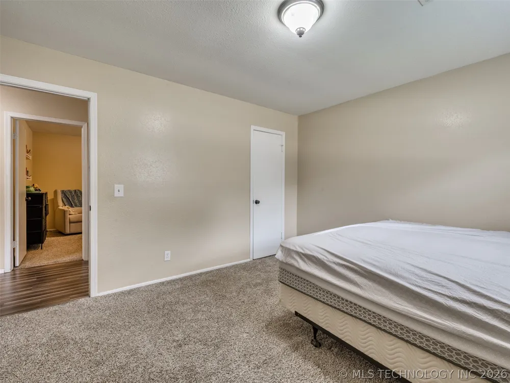 1201 Guinn Lane Bartlesville, OK 74006