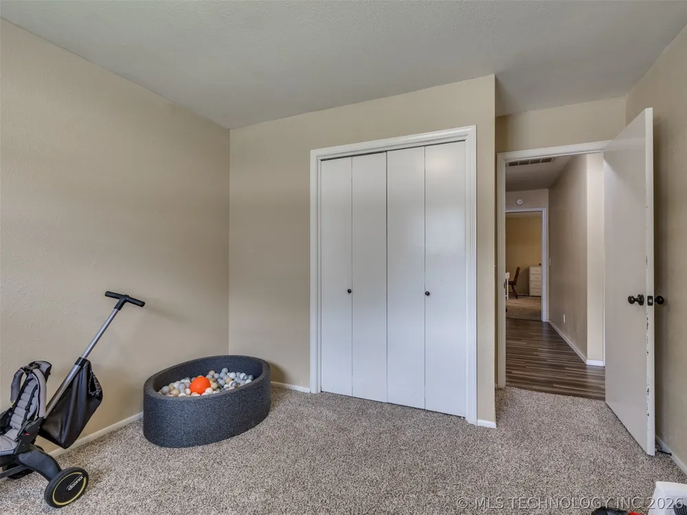 1201 Guinn Lane Bartlesville, OK 74006