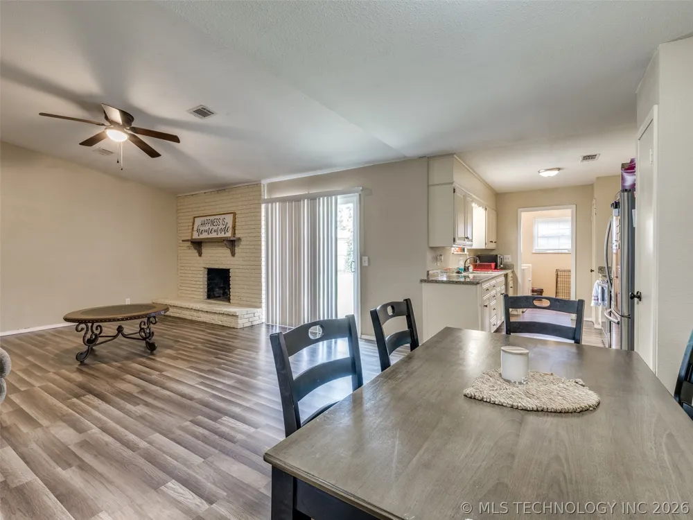 1201 Guinn Lane Bartlesville, OK 74006