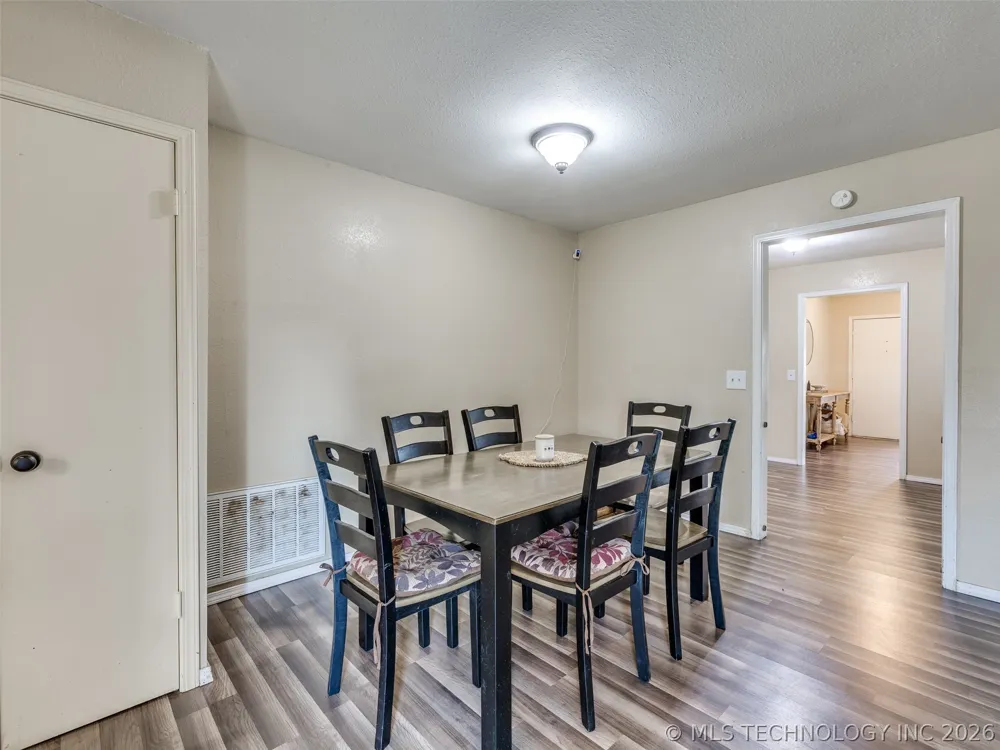 1201 Guinn Lane Bartlesville, OK 74006