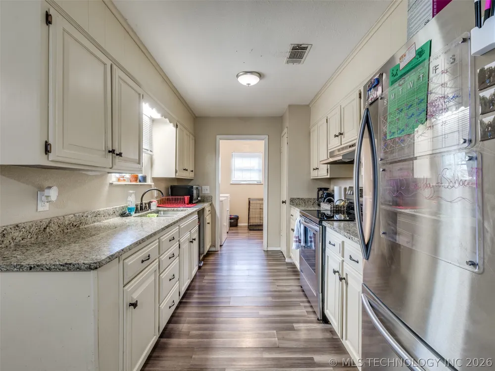 1201 Guinn Lane Bartlesville, OK 74006