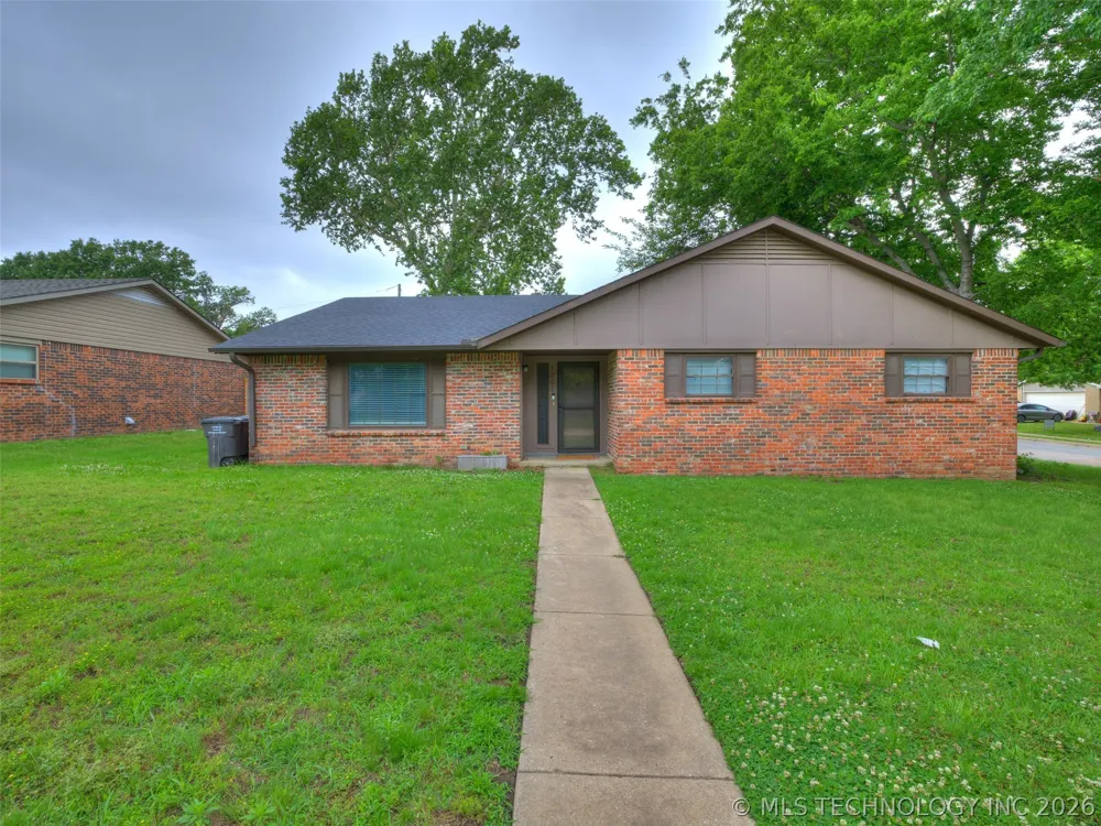 1201 Guinn Lane Bartlesville, OK 74006