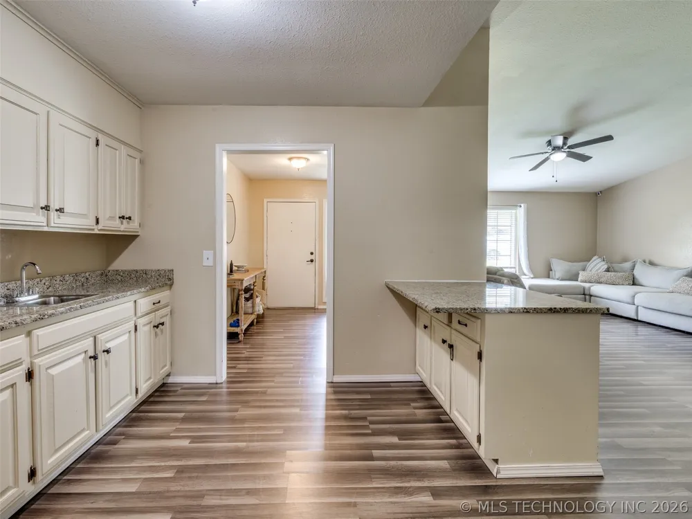 1201 Guinn Lane Bartlesville, OK 74006