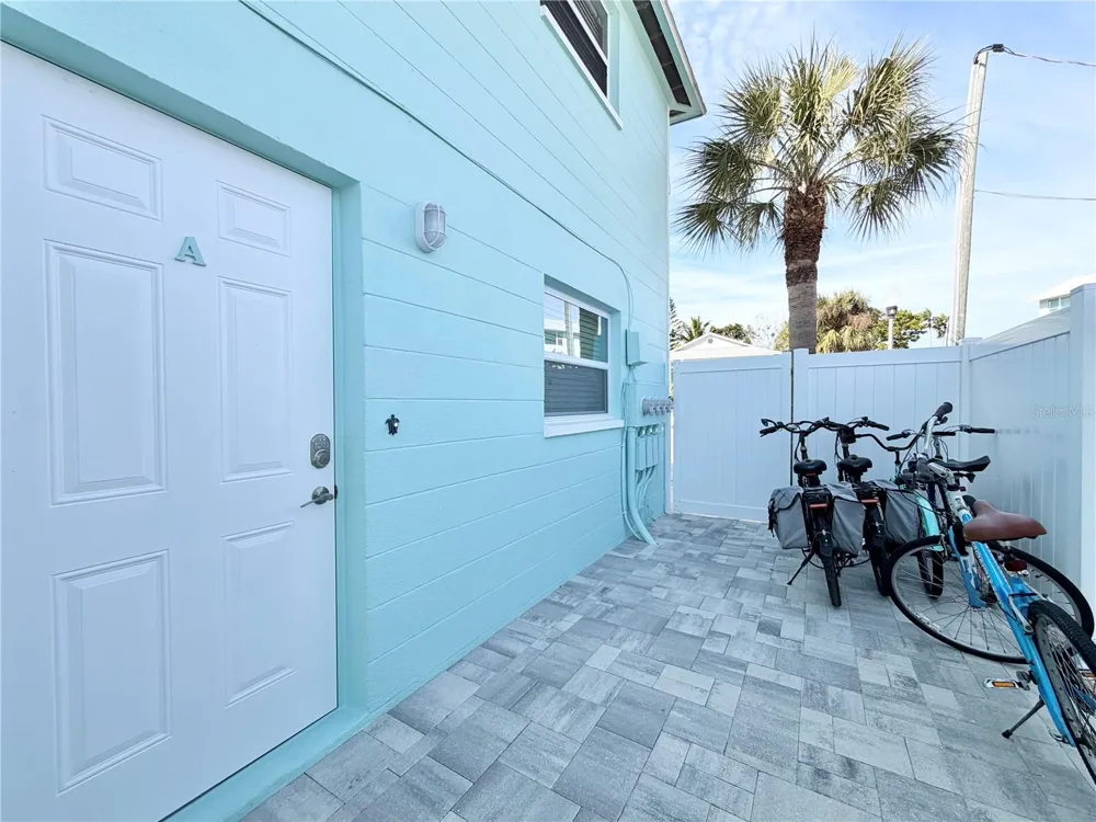 117 140TH AVENUE E #A Madeira Beach, FL 33708