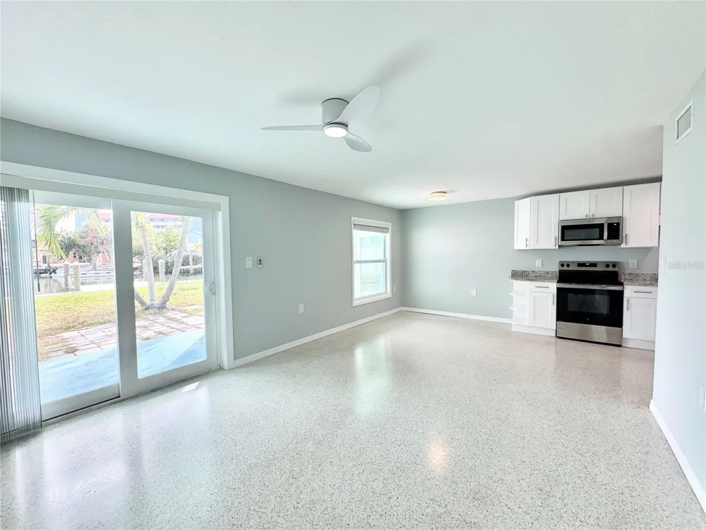 117 140TH AVENUE E #A Madeira Beach, FL 33708