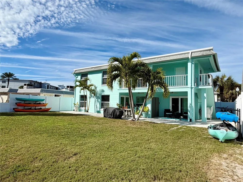 117 140TH AVENUE E #A Madeira Beach, FL 33708