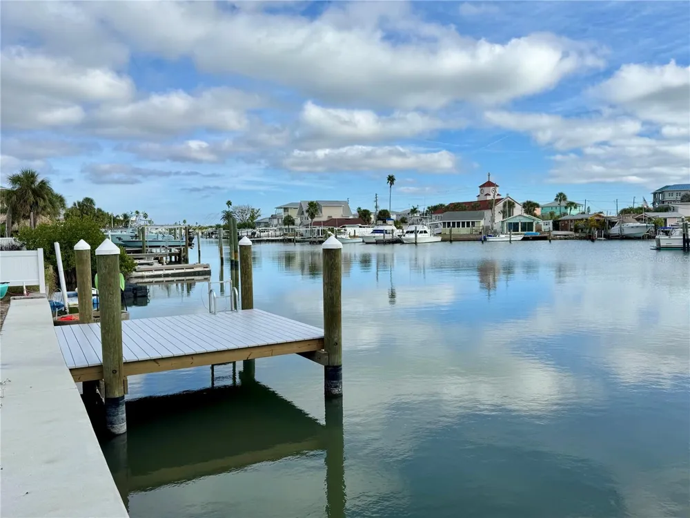 117 140TH AVENUE E #A Madeira Beach, FL 33708