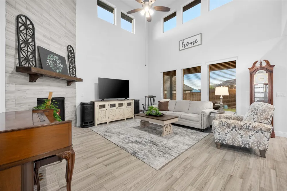 1904 Frediano Lane McLendon Chisholm, TX 75032