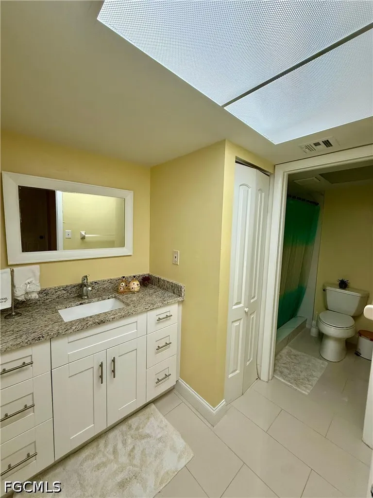 Penner Lane #7 Fort Myers, FL 33907