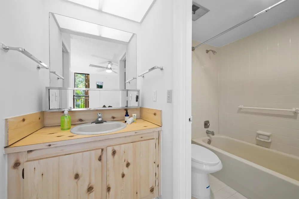 8701 SW 30th Street #211 Davie, FL 33328
