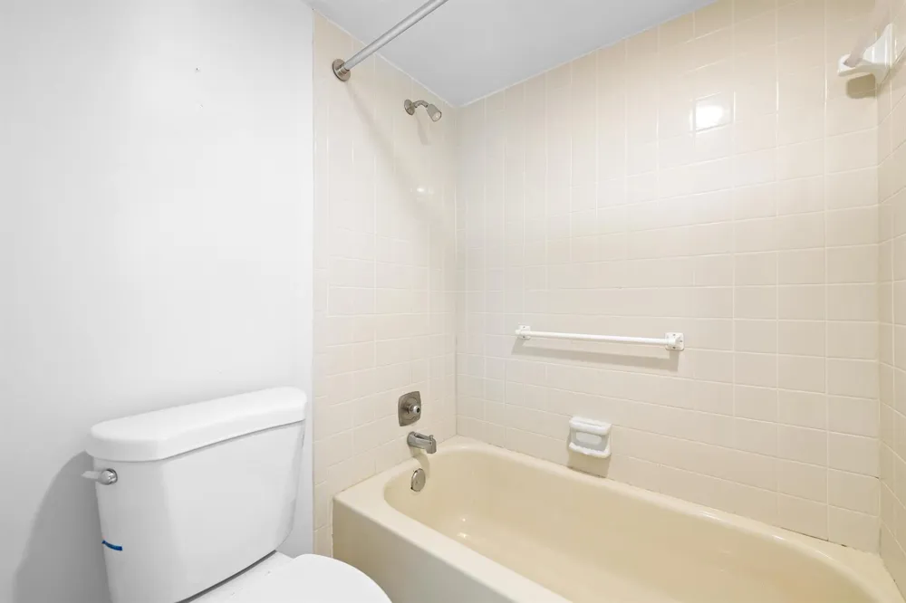 8701 SW 30th Street #211 Davie, FL 33328
