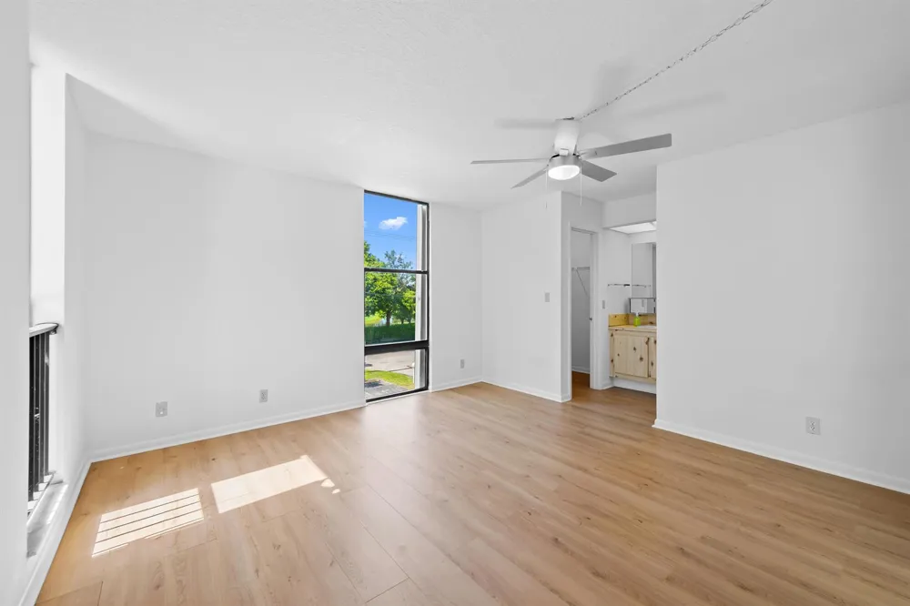 8701 SW 30th Street #211 Davie, FL 33328