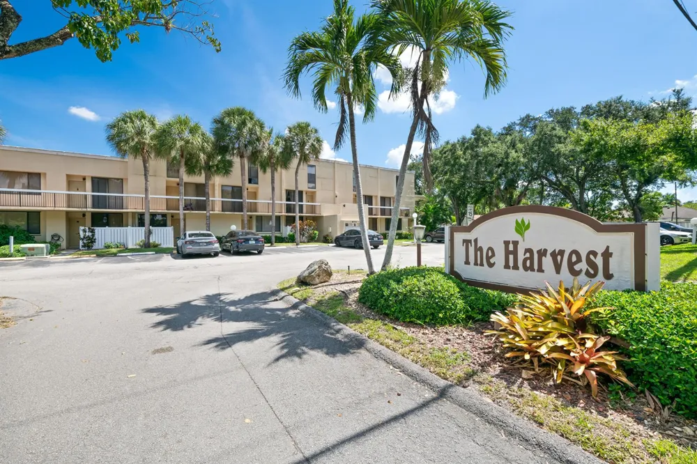 8701 SW 30th Street #211 Davie, FL 33328