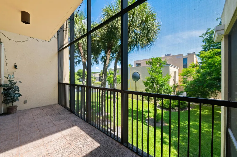 8701 SW 30th Street #211 Davie, FL 33328