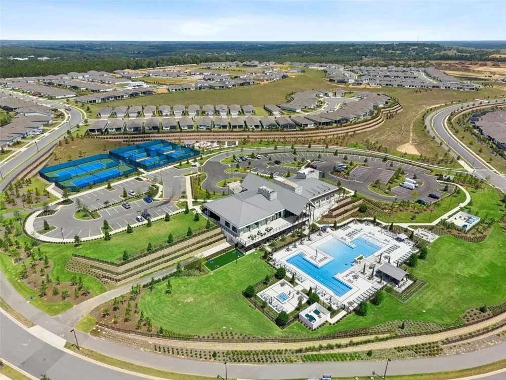 2458 DEL WEBB DRIVE Minneola, FL 34715
