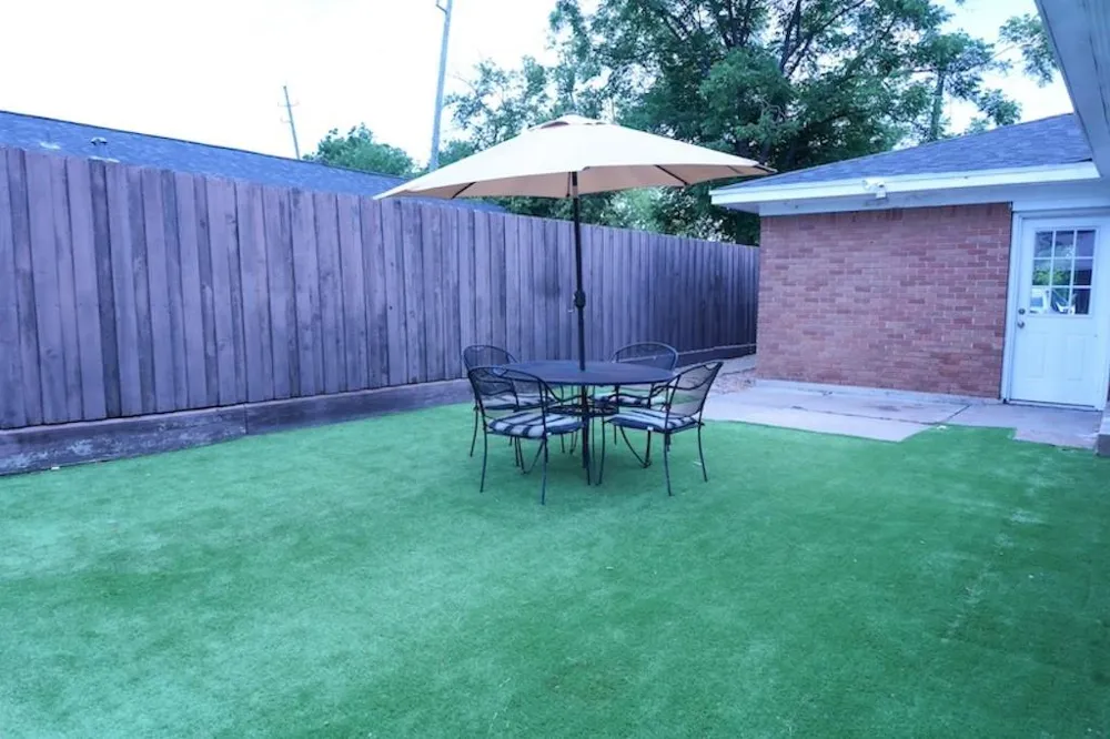 7818 Avenue F Houston, TX 77012