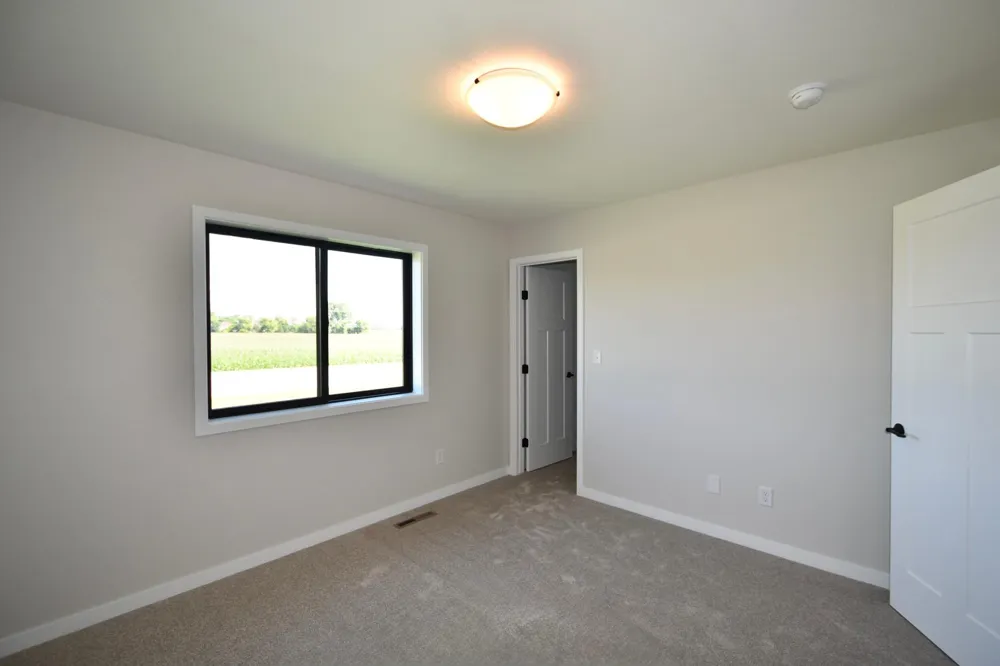 298 Eagle Lane Zumbrota, MN 55992