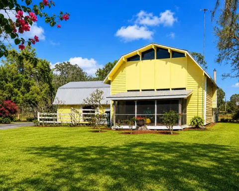 123 Pine Lane