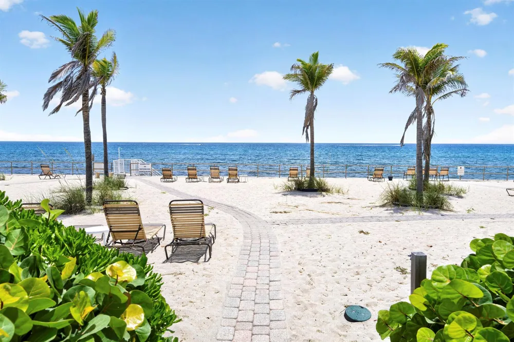 1225 Hillsboro Mile #Villa H2 Hillsboro Beach, FL 33062