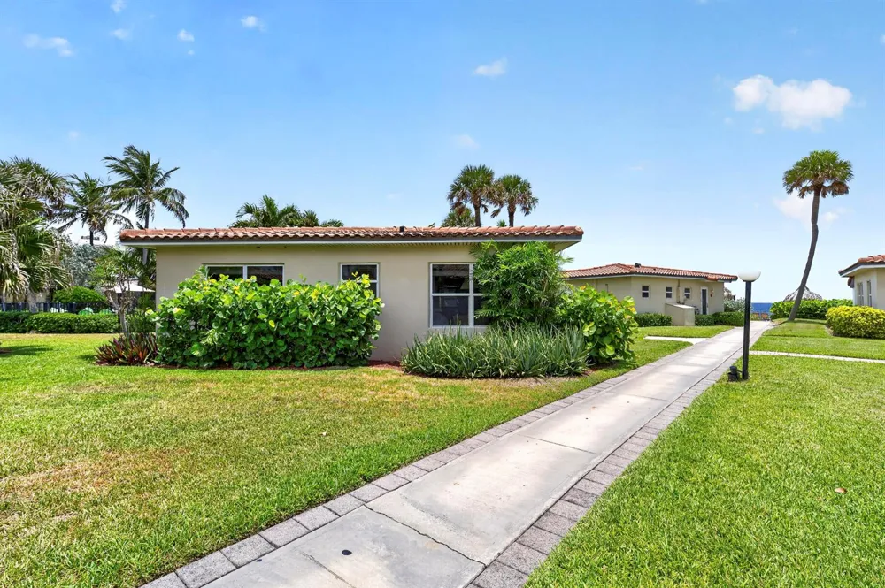 1225 Hillsboro Mile #Villa H2 Hillsboro Beach, FL 33062