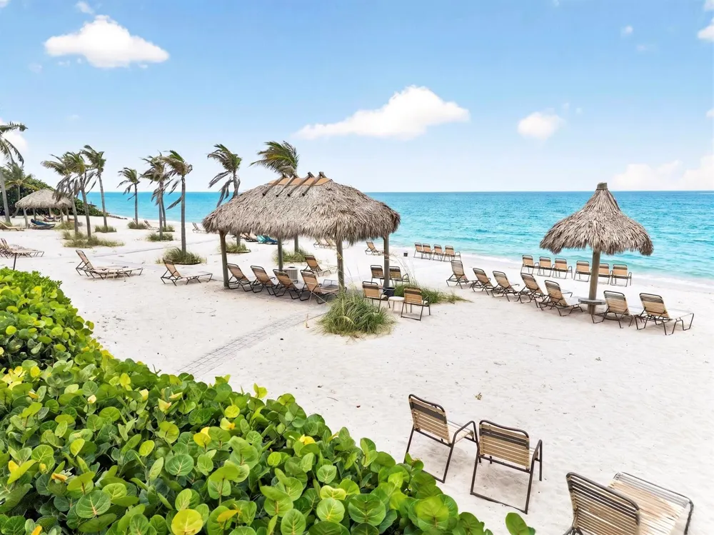 1225 Hillsboro Mile #Villa H2 Hillsboro Beach, FL 33062