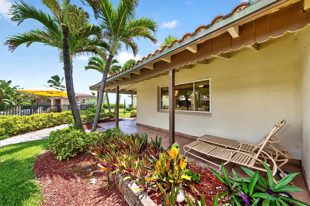 1225 Hillsboro Mile #Villa H2 Hillsboro Beach, FL 33062