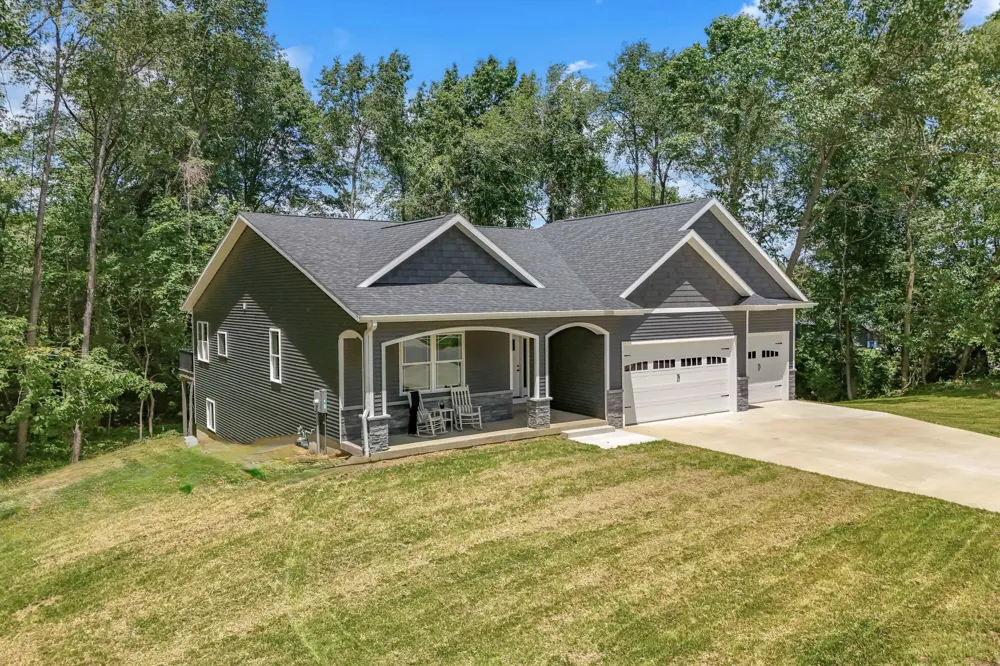 79 Arapaho Trail Coldwater City, MI 49036
